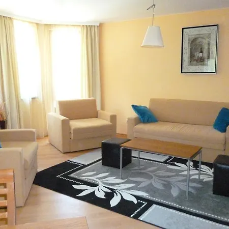 Park 222 Apartment